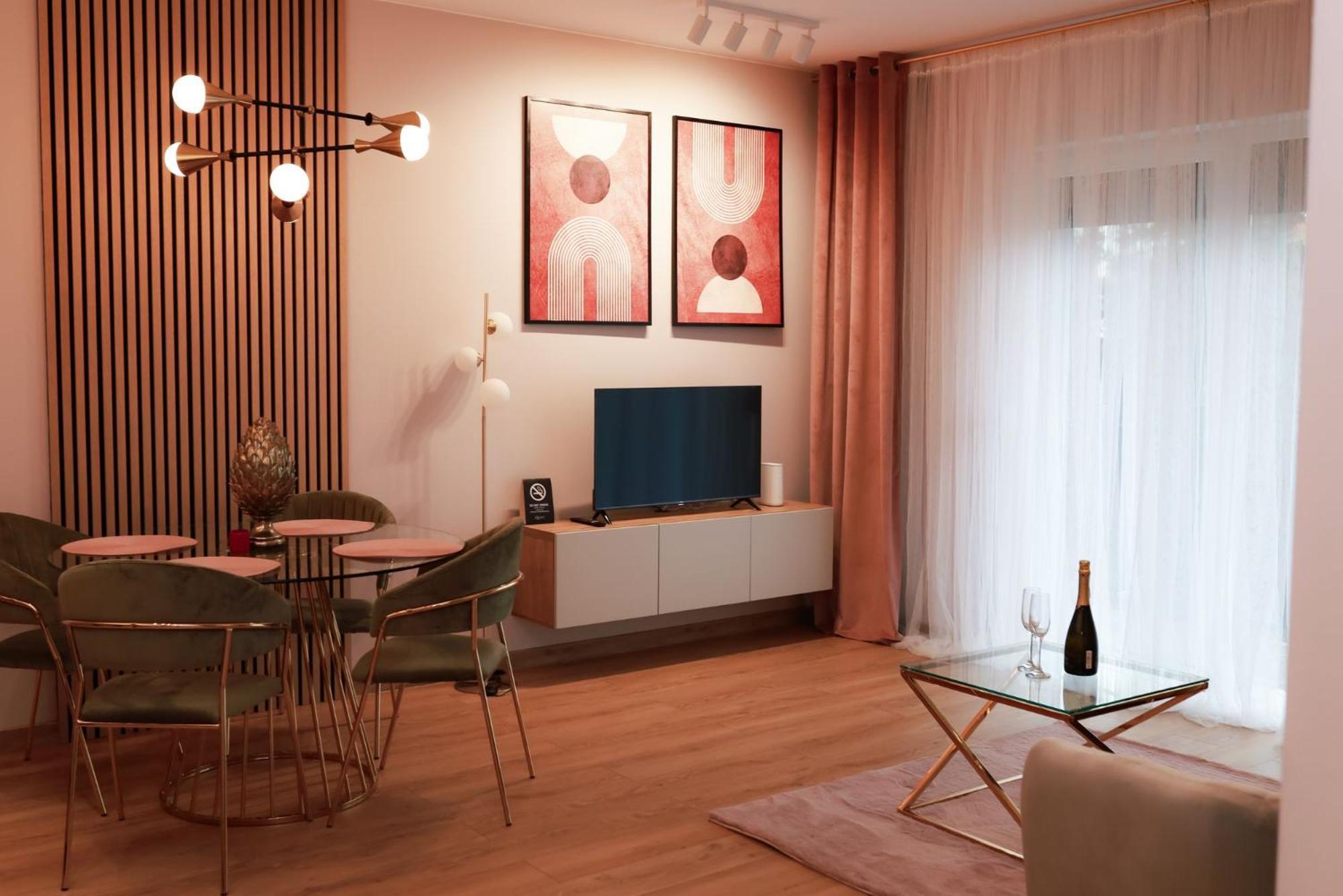 Apartament Milano Pniewy  Экстерьер фото